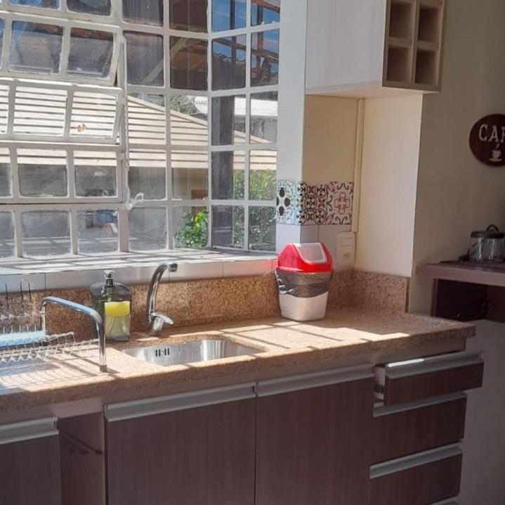 Casa Ampla Com Lareira E Churrasqueira Canela Εξωτερικό φωτογραφία