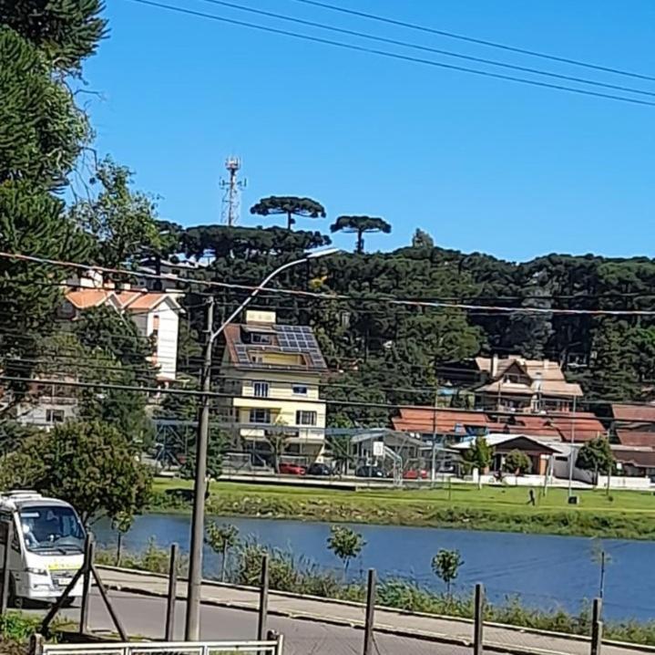 Casa Ampla Com Lareira E Churrasqueira Canela Εξωτερικό φωτογραφία